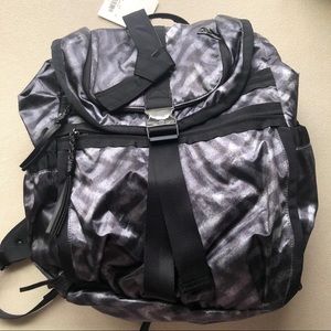 Lululemon Best Practice Pack NWT RARE